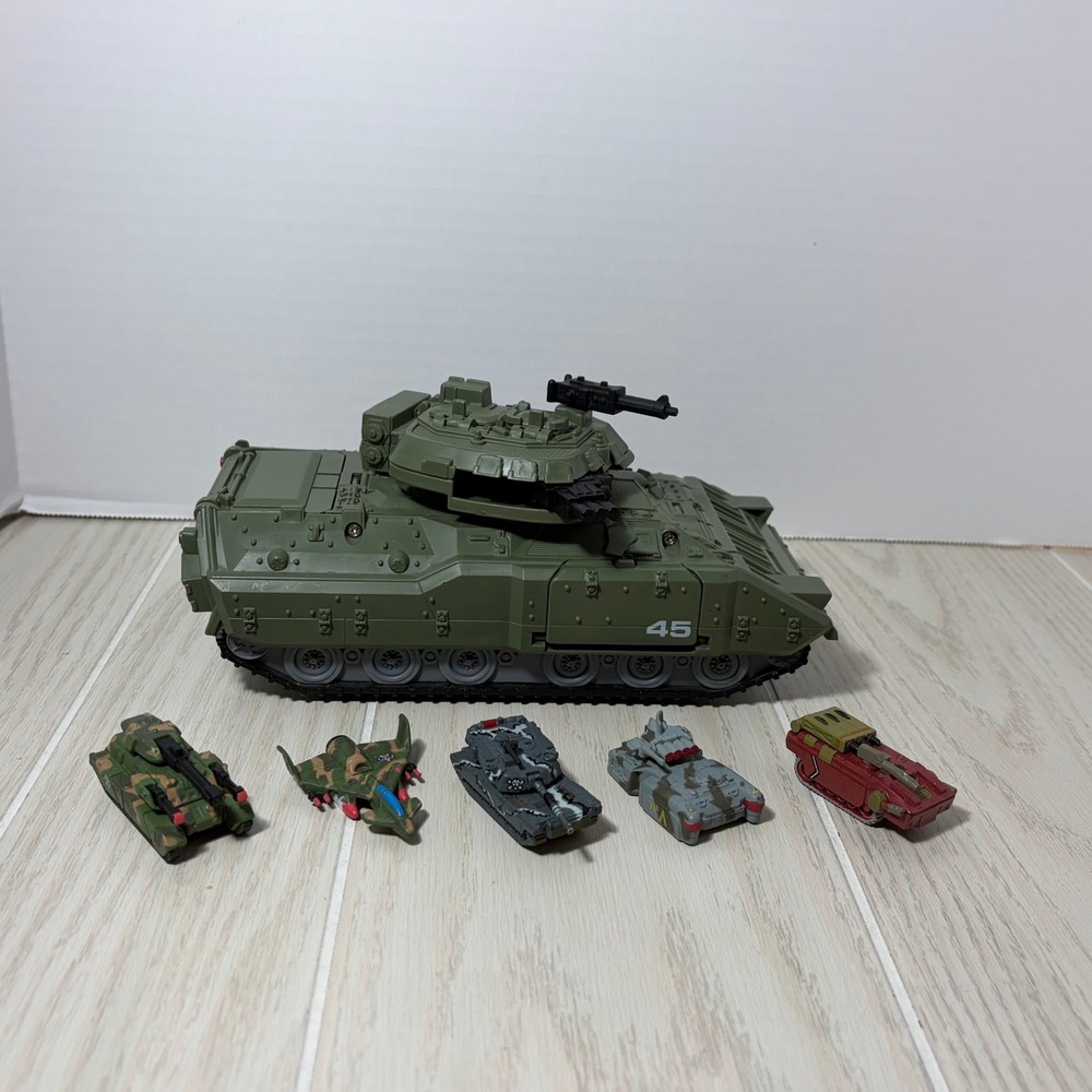 Galoob Micro Machines Military Battle Zones Combat Raider Green Tank 5 Vehicles